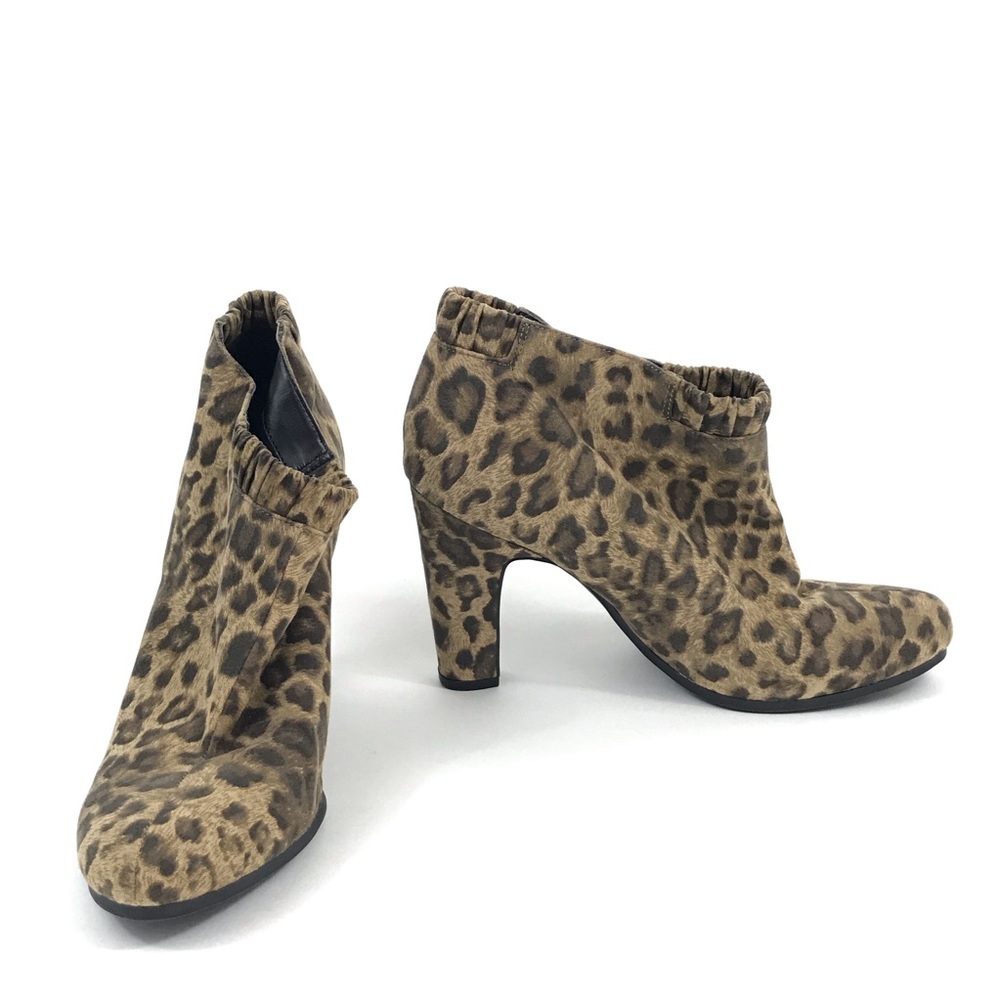 Sam & Libby Selena Leopard Ankle Booties